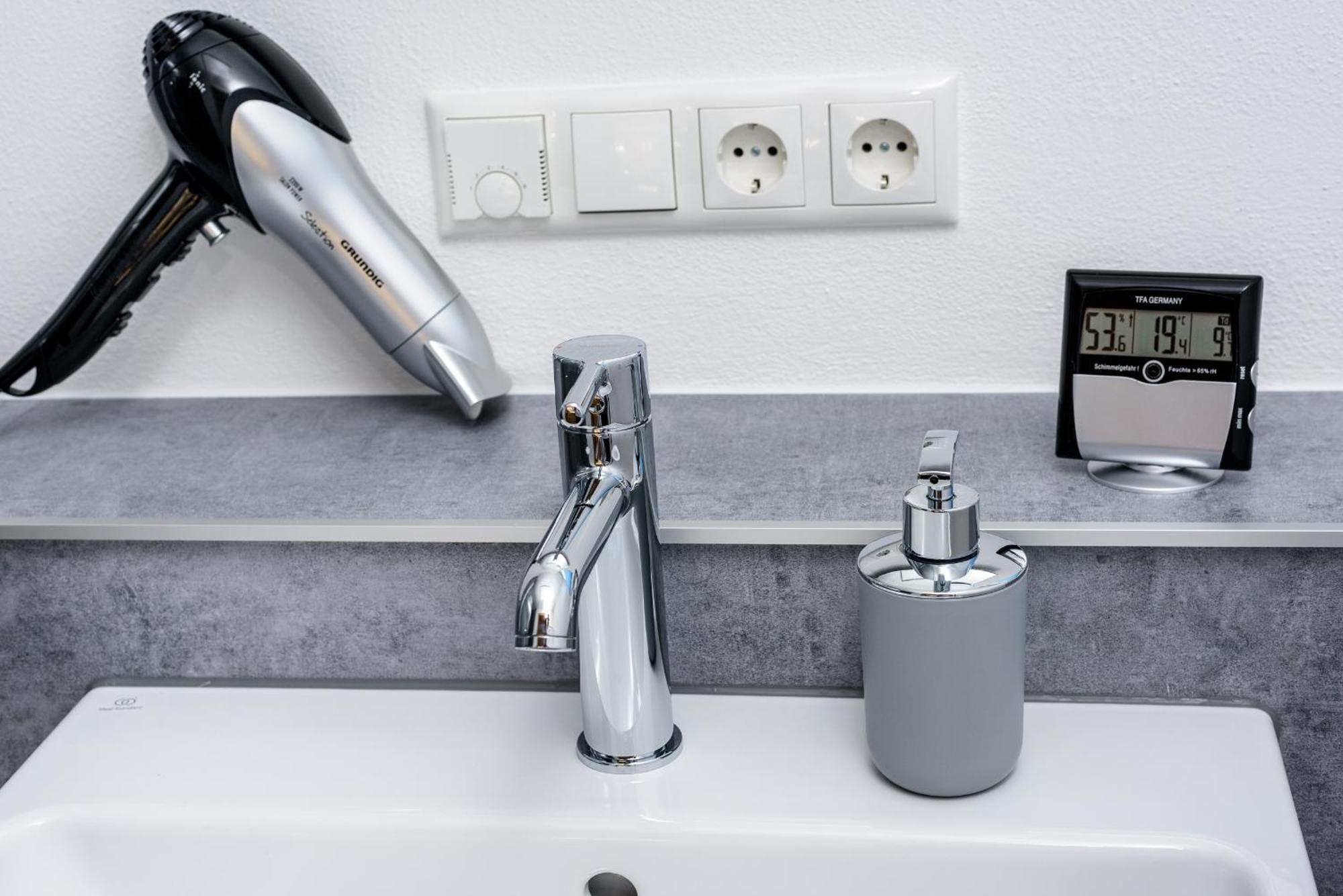 Berg Fux - Ferienwohnung Alfred Der Bueffel ゾントホーフェン エクステリア 写真